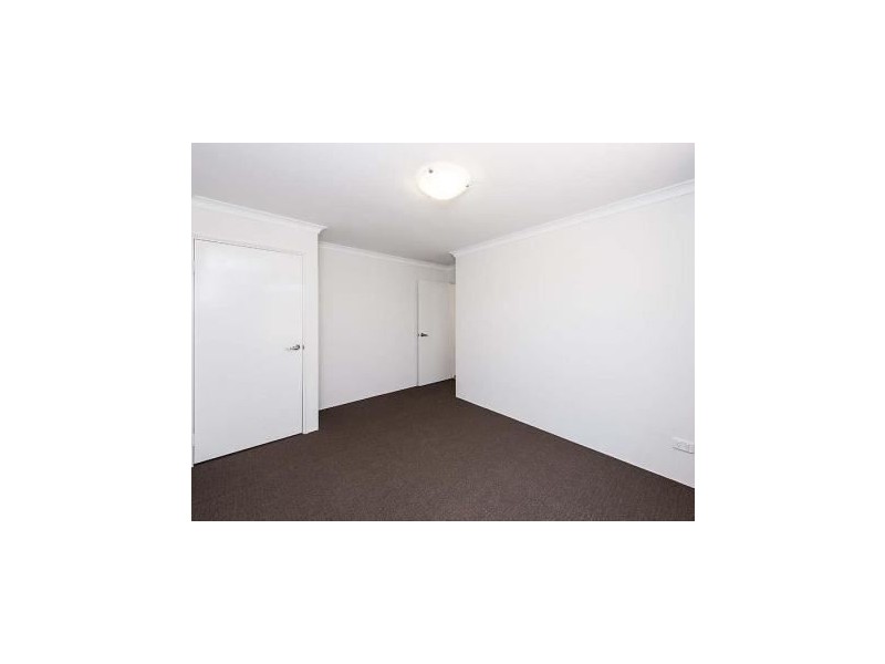203 Pebble Beach Blvde, Meadow Springs WA 6210