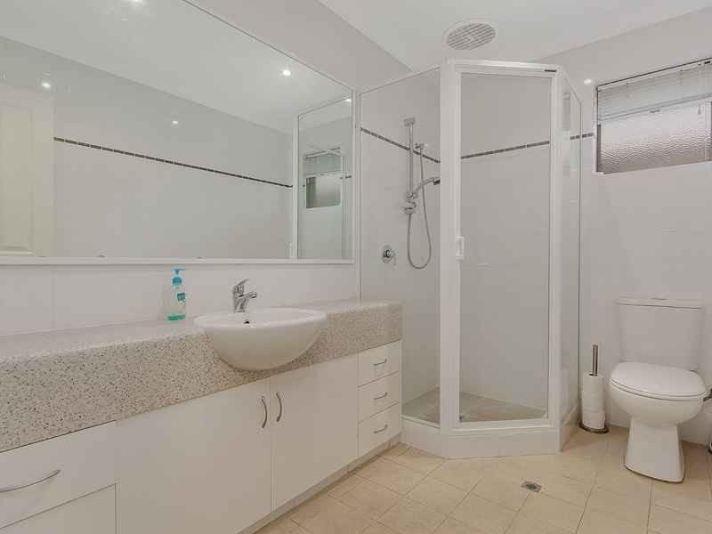 15 Zamia Loop, Wannanup WA 6210