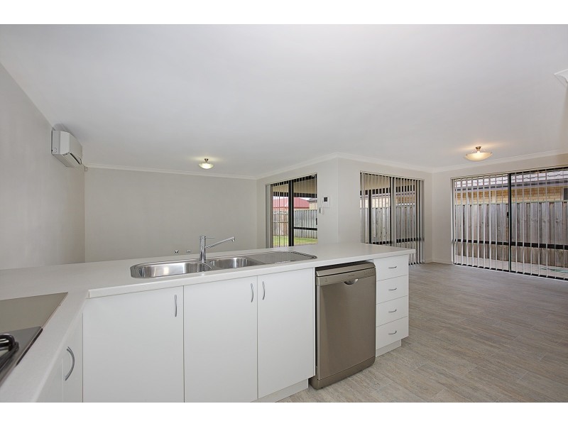 6 Euclase Link, Wellard WA 6170