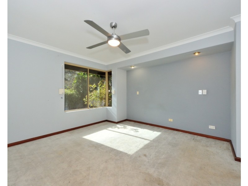 10 Nereena Court, Greenfields WA 6210