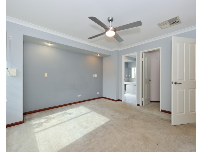 10 Nereena Court, Greenfields WA 6210