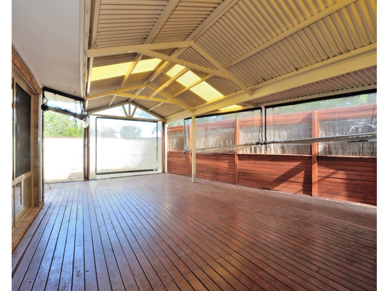 10 Nereena Court, Greenfields WA 6210