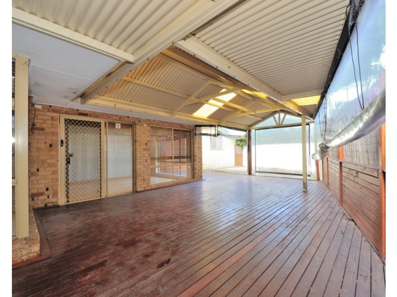 10 Nereena Court, Greenfields WA 6210