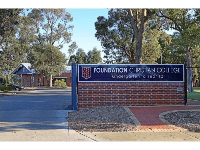 Unit 9/22 Kwella Entrance, Greenfields WA 6210