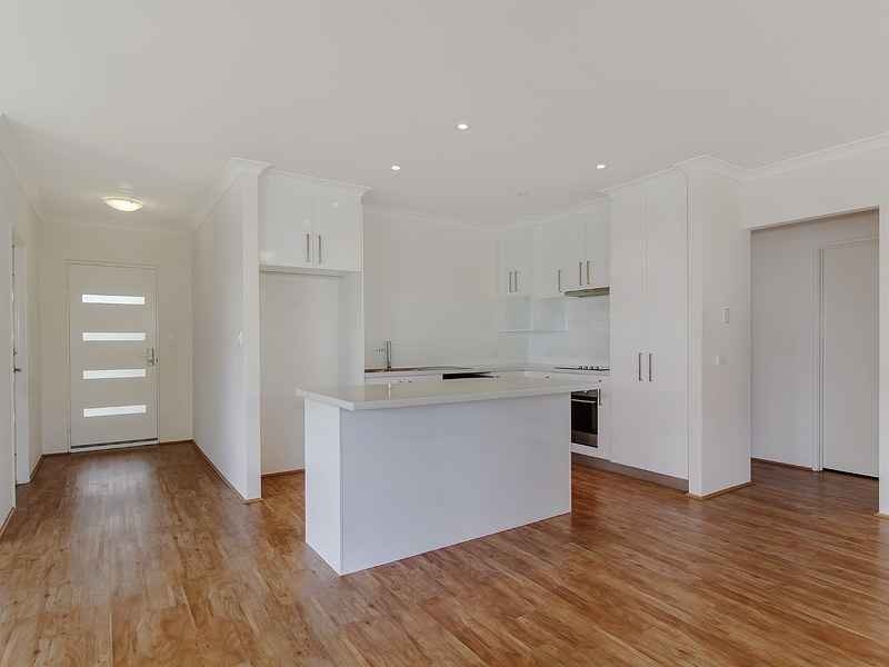 30 Vaucluse Way, Coodanup WA 6210