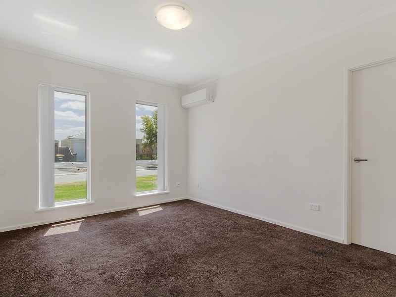 30 Vaucluse Way, Coodanup WA 6210