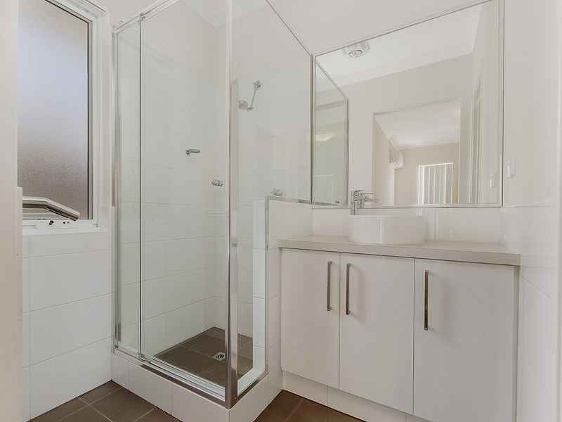 30 Vaucluse Way, Coodanup WA 6210