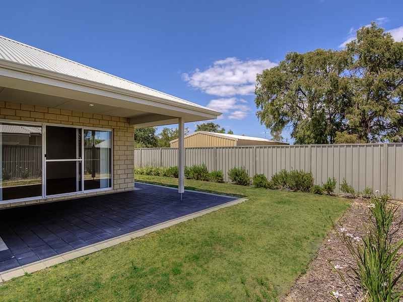 30 Vaucluse Way, Coodanup WA 6210