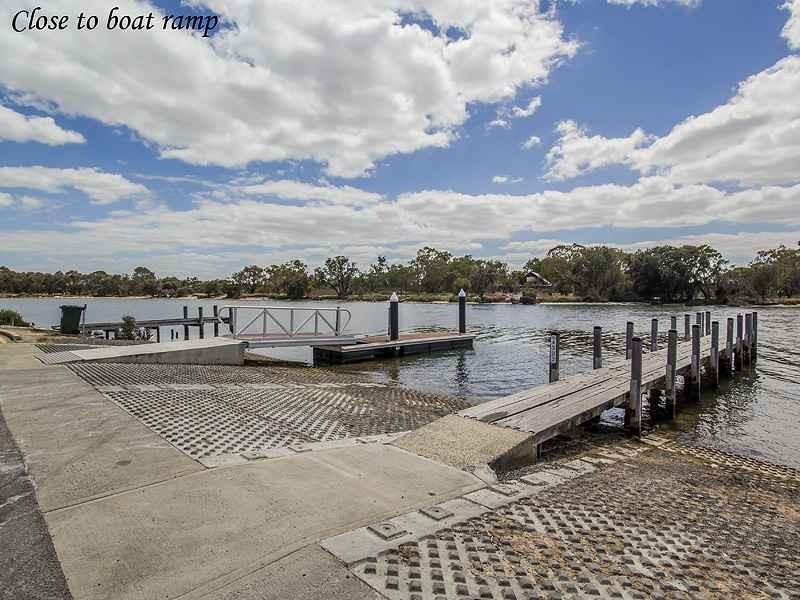 30 Vaucluse Way, Coodanup WA 6210