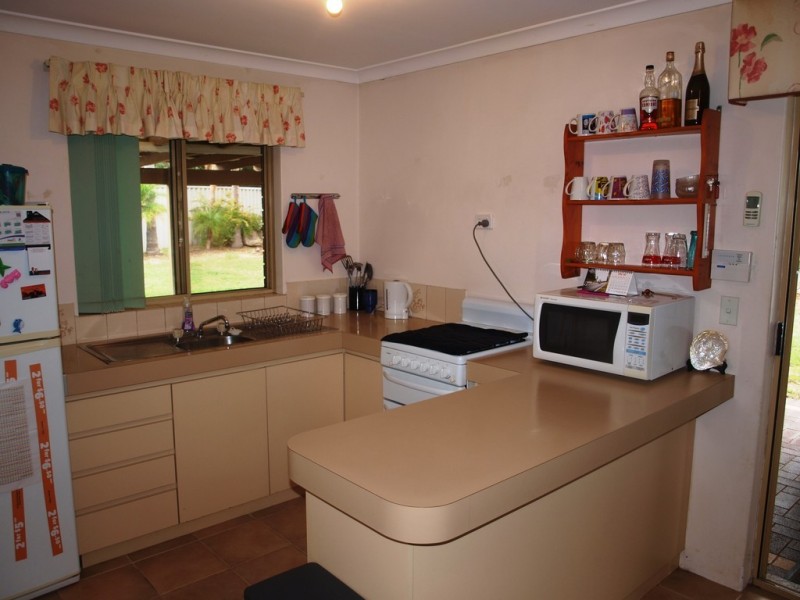 18 Herald Rise, Greenfields WA 6210