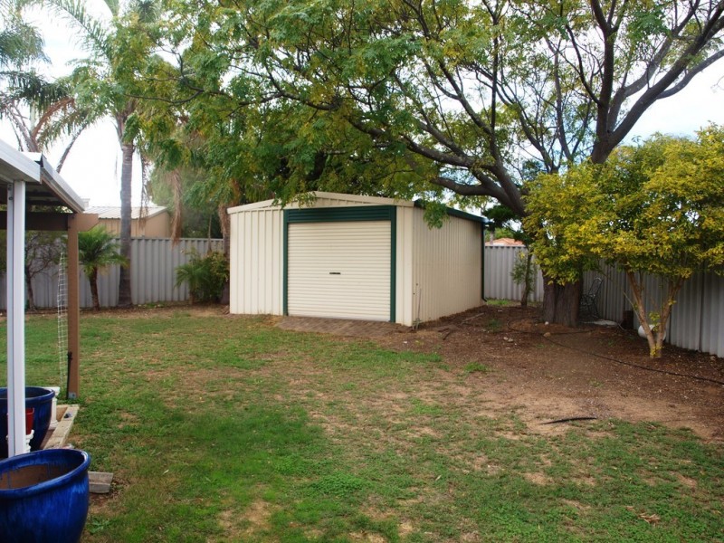 18 Herald Rise, Greenfields WA 6210