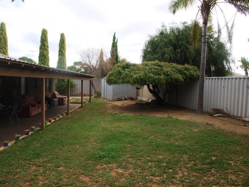 18 Herald Rise, Greenfields WA 6210