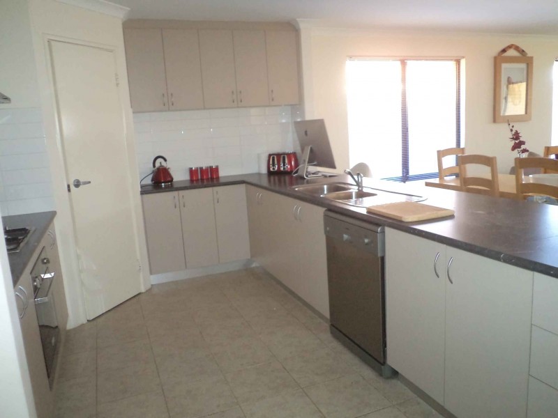 23 Mariposa Avenue, Secret Harbour WA 6173