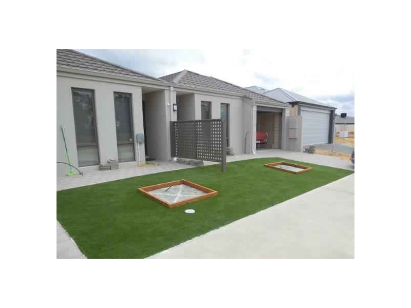 1/24 Ashwood Parkway, Lakelands WA 6180