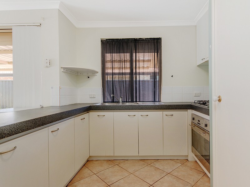 12 Manya Close, Greenfields WA 6210