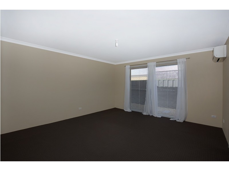 20 Len Howard Drive, Erskine WA 6210