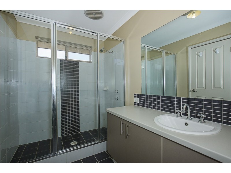 20 Len Howard Drive, Erskine WA 6210