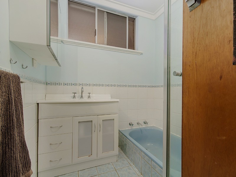 9 Kingdon Street, Mandurah WA 6210