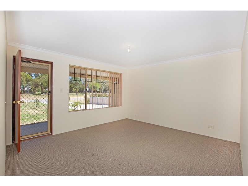 31 Karunjie Road, Golden Bay WA 6174