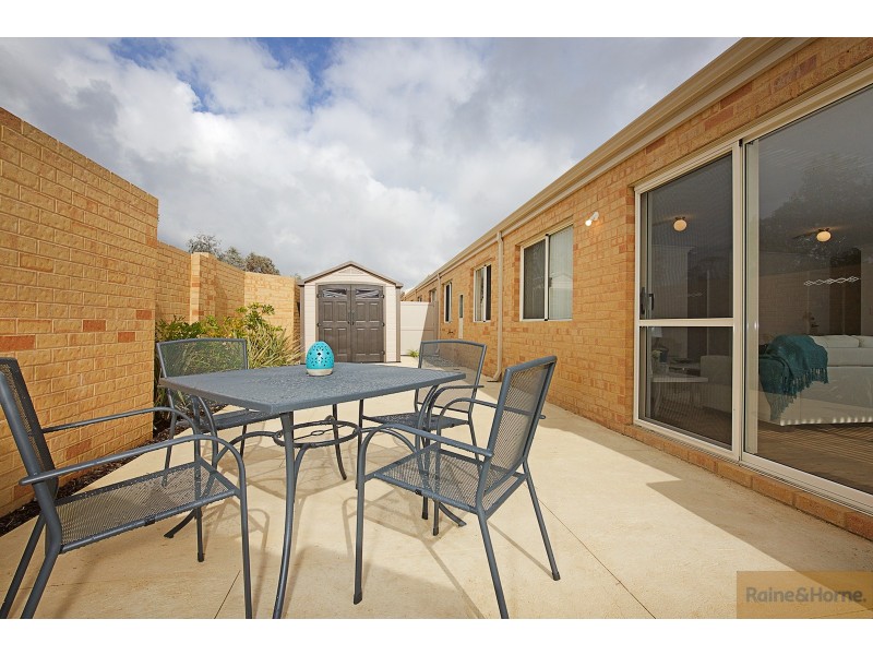 Unit 20/22 Kwella Entrance, Greenfields WA 6210