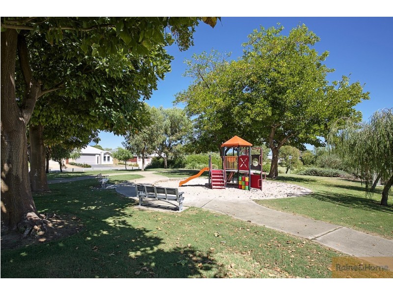 Unit 20/22 Kwella Entrance, Greenfields WA 6210