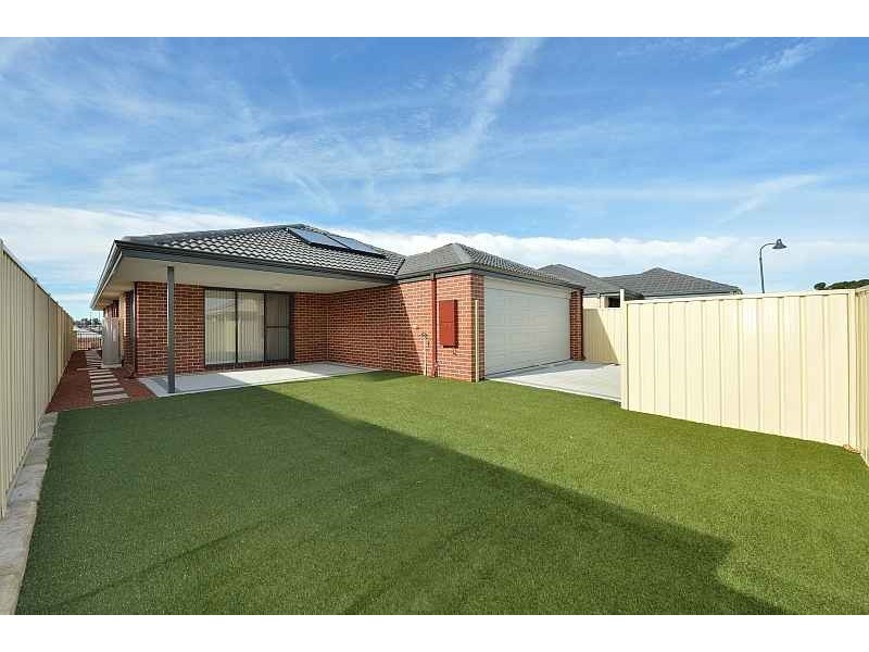 14 Arawatta Loop, Madora Bay WA 6210