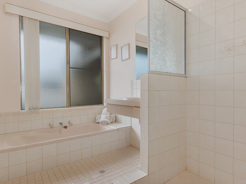 234 McLarty Road, Halls Head WA 6210