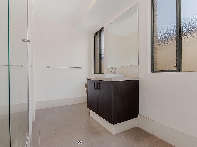 42 Eleanore Drive, Madora Bay WA 6210