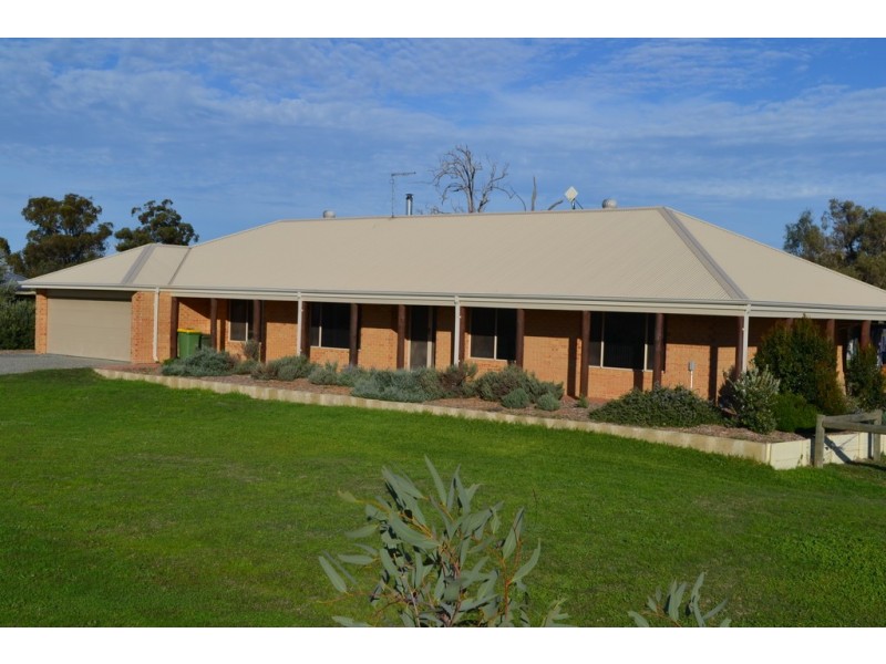 23 San Simeon Way, West Pinjarra WA 6208