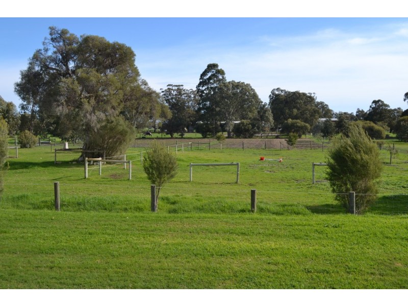 23 San Simeon Way, West Pinjarra WA 6208