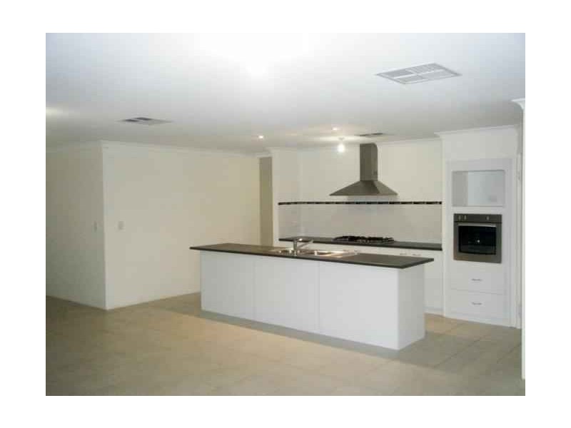 18 Yallingup Loop, Dawesville WA 6211