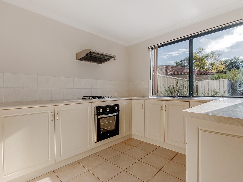 15/70 Waldron Blvd, Greenfields WA 6210