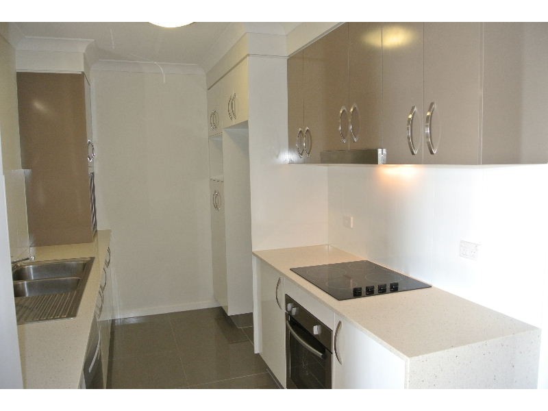 5/24 Dickenson Street, Carina QLD 4152