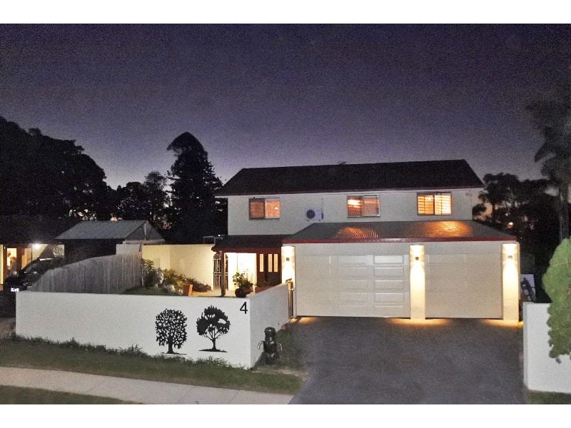 4 Brodick Street, Carindale QLD 4152