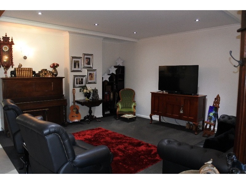 4 Brodick Street, Carindale QLD 4152