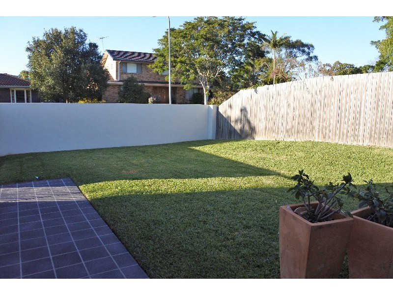 4 Brodick Street, Carindale QLD 4152