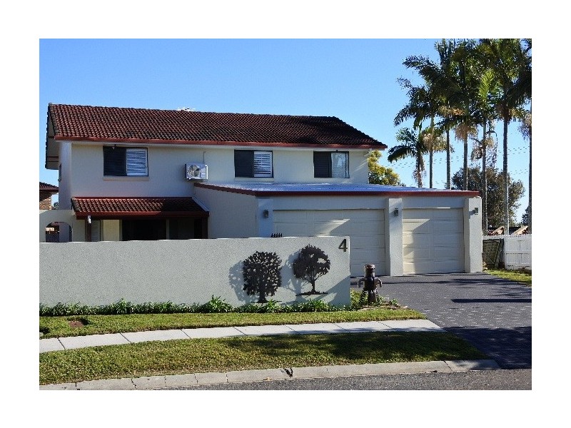 4 Brodick Street, Carindale QLD 4152