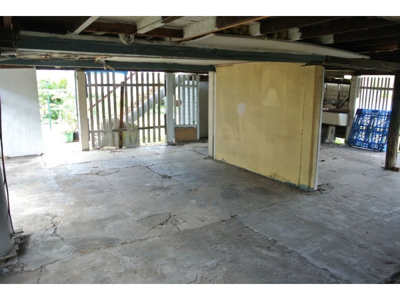 7 Dickenson Street, Carina QLD 4152