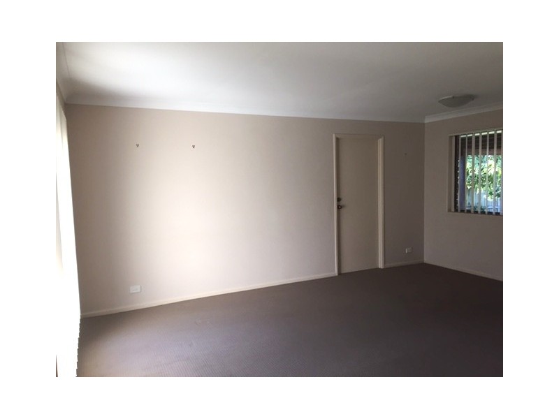 4 Kennet Place, Carina QLD 4152