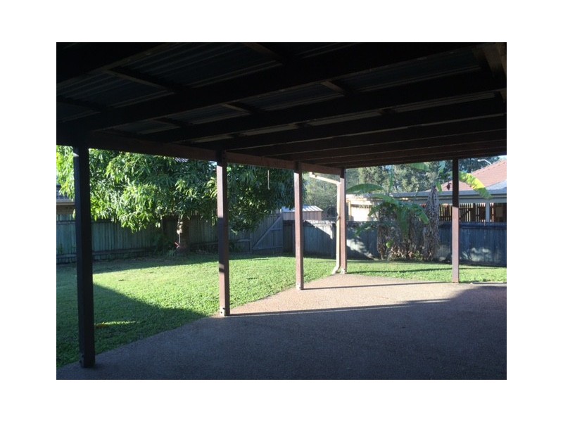 4 Kennet Place, Carina QLD 4152