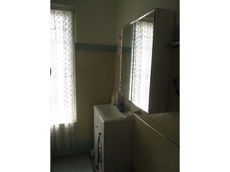 2/112 Central Avenue, St Lucia QLD 4067