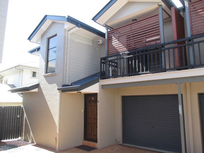 4/31 Dickenson Street, Carina QLD 4152