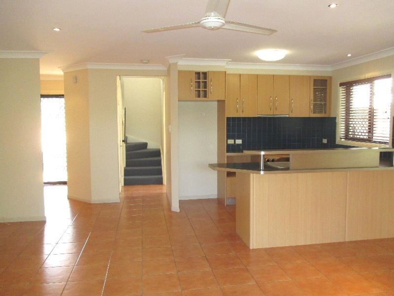 4/31 Dickenson Street, Carina QLD 4152