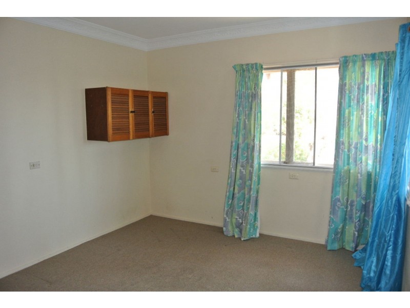 90 Stanton Street, Cannon Hill QLD 4170