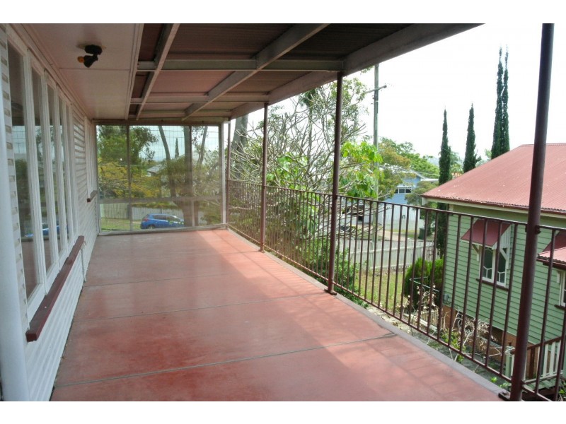 90 Stanton Street, Cannon Hill QLD 4170