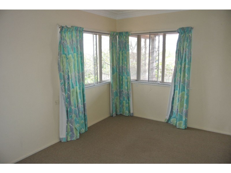 90 Stanton Street, Cannon Hill QLD 4170