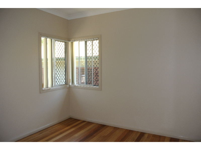 69 Stanley Road, Camp Hill QLD 4152