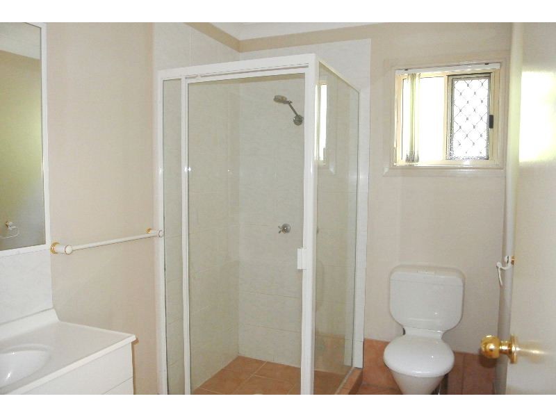 69 Stanley Road, Camp Hill QLD 4152