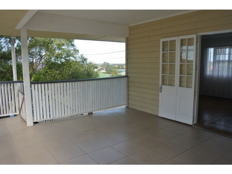 2/53 Arrowsmith, Camp Hill QLD 4152