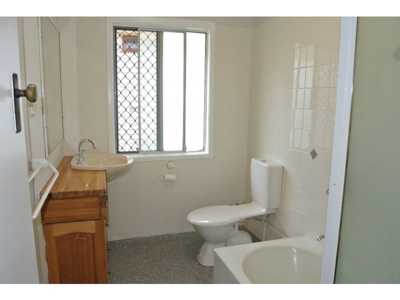 2/53 Arrowsmith, Camp Hill QLD 4152